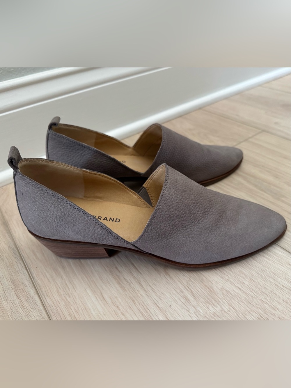 Lucky Brand “Morriah” gray leather size 9.5M womens ankle boot slip on shoes